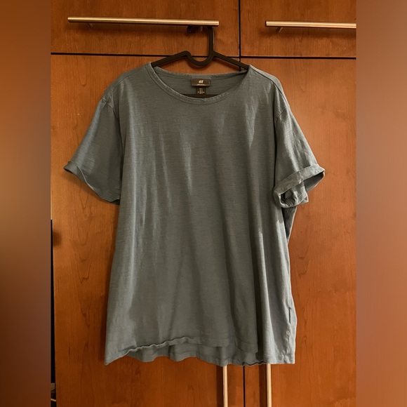 Bundle of 2 H&M T-Shirts - L - Picture 3 of 5